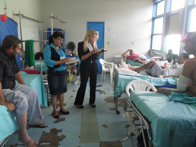 Evangélicas dão show de solidariedade em visita a pacientes do Hospital Regional