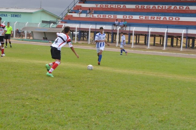 Final de semana tem cinco jogos pelo Municipal; dois no Amador e três no Juvenil