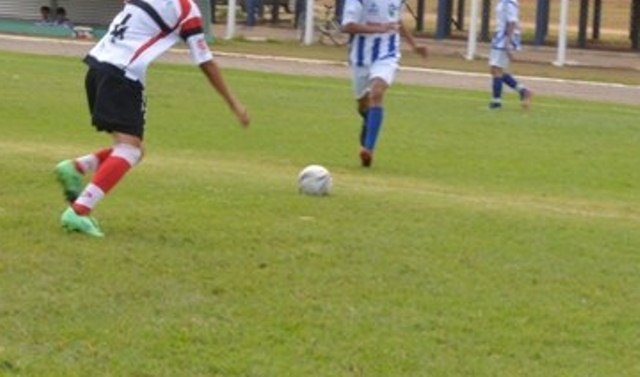 Baratão defende três pênaltis e classifica Park Embratel/Rodamazon no Máster