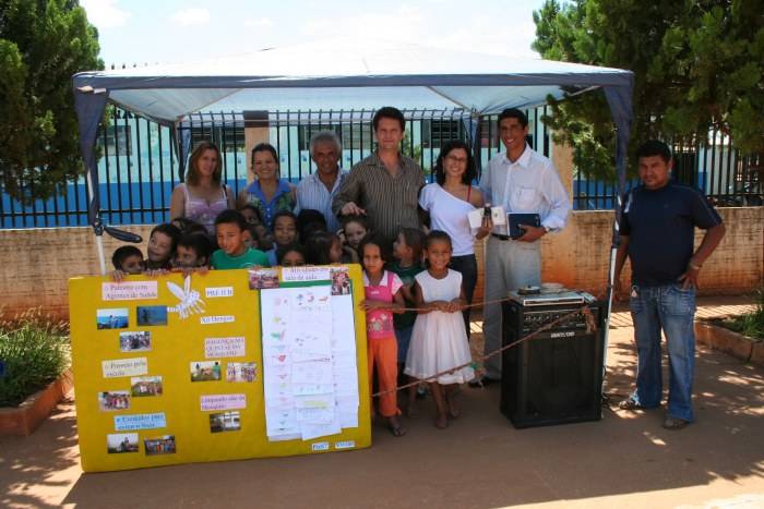 ROVER NA MOBILIZAÇÃO CONTRA DENGUE NAS ESCOLAS