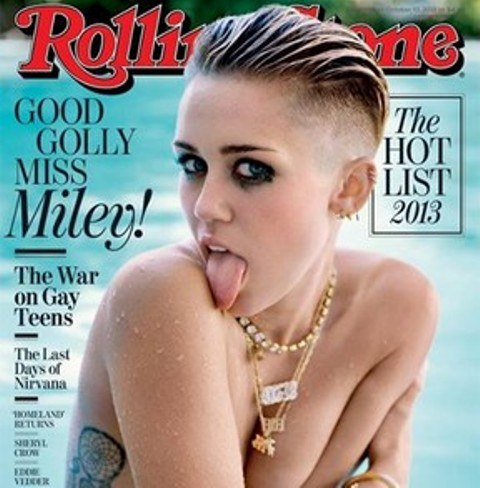 Miley Cyrus posa nua em piscina para capa da "Rolling Stone"