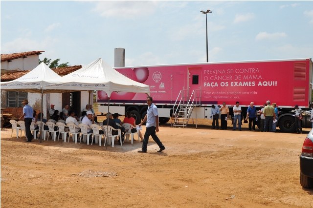 Vilhena: cerca de 2.500 pessoas foram atendidas em carreta do Hospital do Câncer