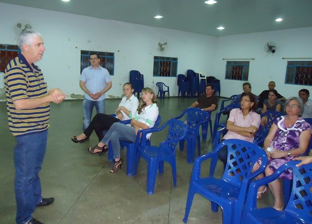 Prefeito de Cerejeiras faz apelo aos comerciantes a venderem para o município