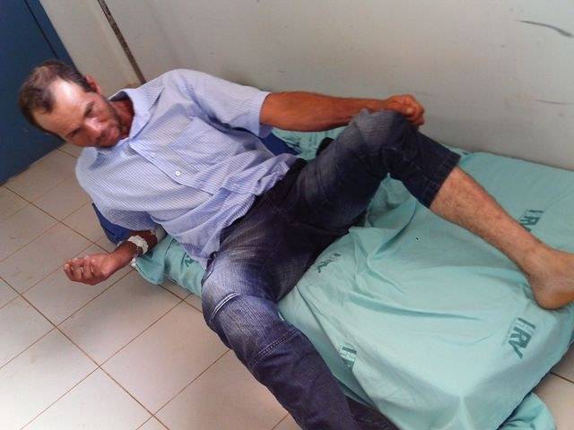 COBRA ATACA LAVRADOR: VÍTIMA E OFÍDIO SÃO LEVADOS PARA HOSPITAL