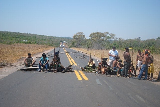 Índios suspendem protesto que bloquearia BR 364 entre Vilhena e Comodoro