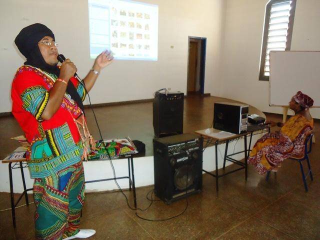 Cerejeiras: missionários que trabalham na África revelam curiosidades em escolas