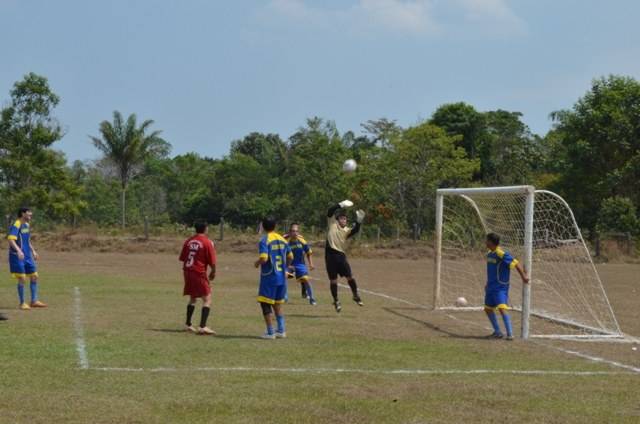 Jogos decisivos na Copa Macedo Madeiras de Futebol Máster