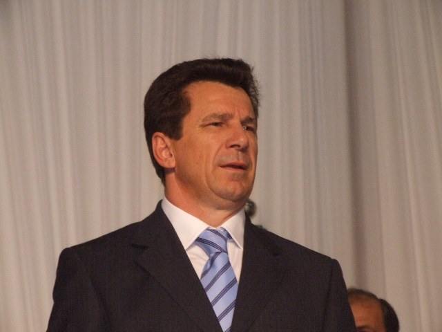 TSE ADIA JULGAMENTO DE CASSOL; MINISTRO PEDE MAIS TEMPO PARA ANÁLISE