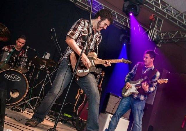 Organização garante: “horários serão respeitados no Show baile Creedence Live”