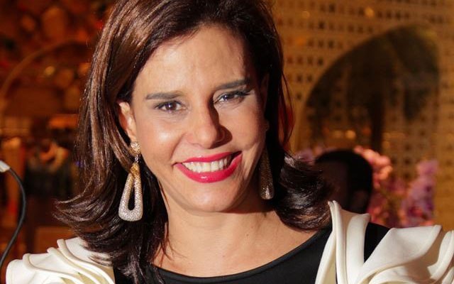 Narcisa se confunde com siglas e pede filiação a partido errado