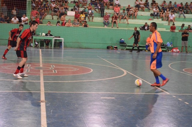 Bueno Tur/Rodamazon/Folha do Sul vence jogo tenso e está na final da Copa Cidade