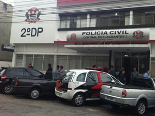 DENÚNCIA DE CASA