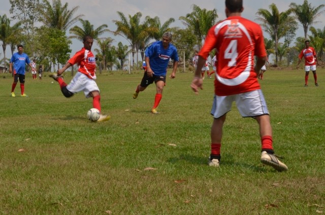 Nova Conquista sediou rodada de abertura da 1ª Copa de Futebol Rural Bueno Tur