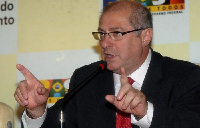 MINISTRO QUER REUNIÃO PARA REGULAMENTAR PEC DA TRANSPOSIÇÃO