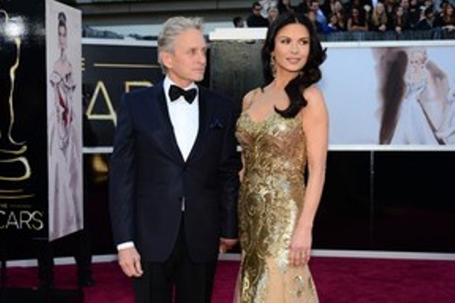 Michael Douglas fala na TV que espera reatar união com Zeta-Jones