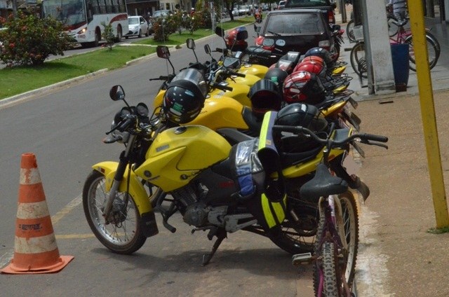 Mototaxista revela: em Vilhena, placa de licença custa mais de R$ 40 mil