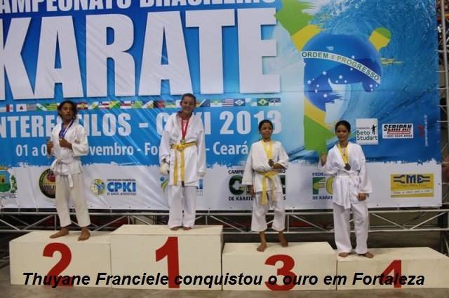 Equipe Champions traz 11 medalhas do Brasileiro de karate Interestilos