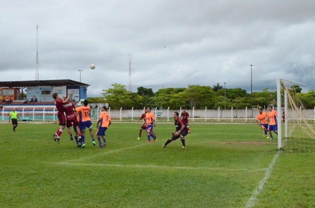 Última rodada do quadrangular define finalistas do Municipal de Futebol Amador