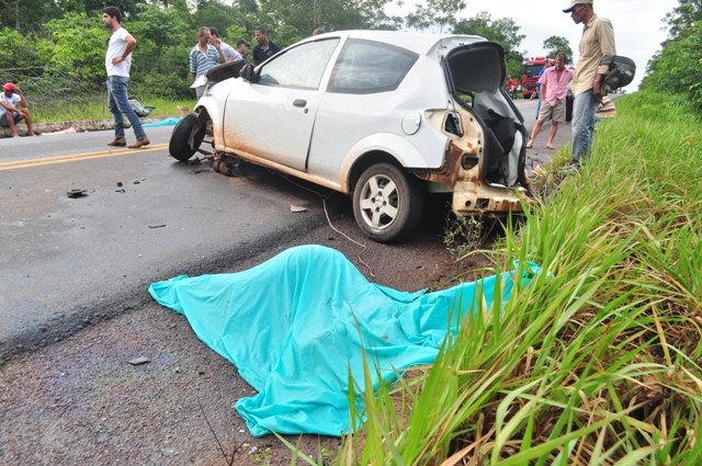 Acidente a 80 km de Vilhena mata duas mulheres e deixa outros cinco feridos