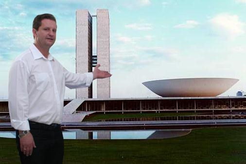 ZÉ ROVER ESTÁ DE OLHO EM BRASÍLIA