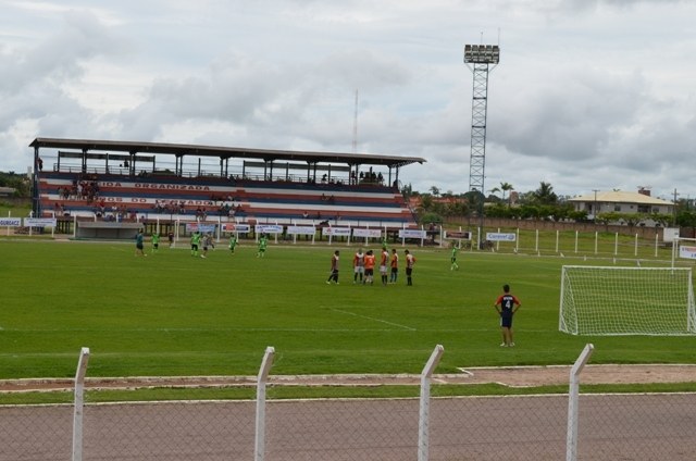 Diretoria do Vilhena externa preocupação com Estádio Portal da Amazônia 