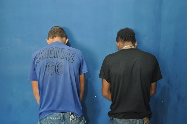 Policial de folga prende menores que saquearam casa de servidora do Fórum