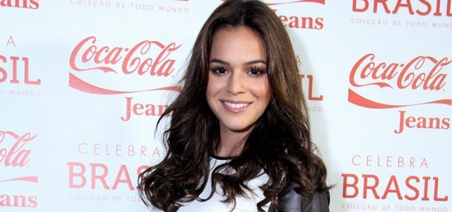 Bruna Marquezine planeja ir à Espanha para terminar namoro com Neymar