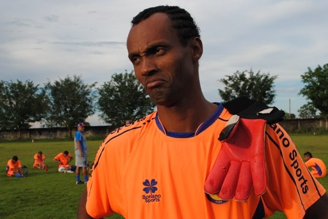 Ex-goleiro do VEC diz que opção pelo Ariquemes não teve nada a ver com dinheiro