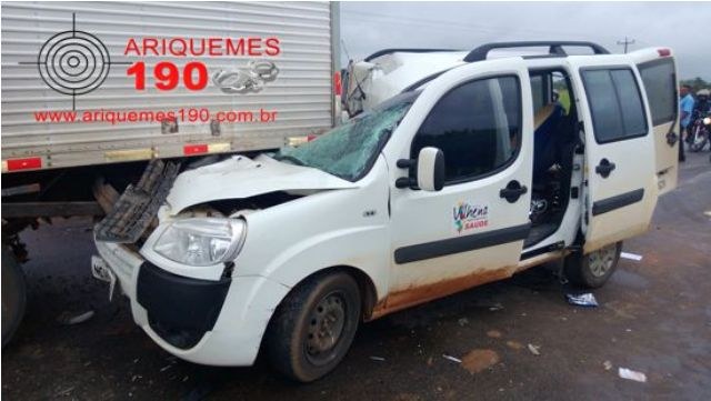 Carro do Hospital Regional de Vilhena se envolve em acidente: dois mortos
