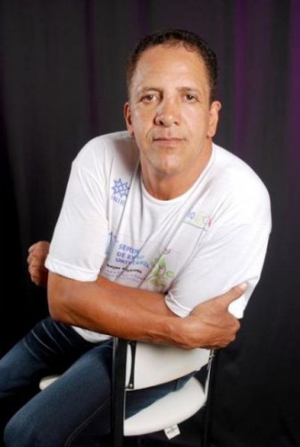 Uma semana após pular de apartamento em chamas, professor de Unir morre em UTI