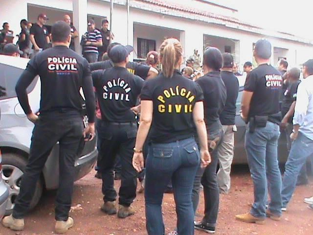 Policiais civis de Vilhena participam das buscas aos assaltantes em Campo Novo