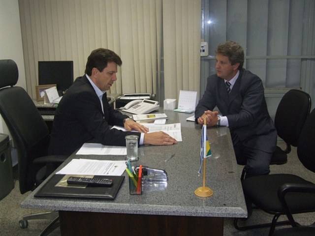 Rover tenta confirmar para o Portal da Amazônia partida entre VEC e Palmeiras