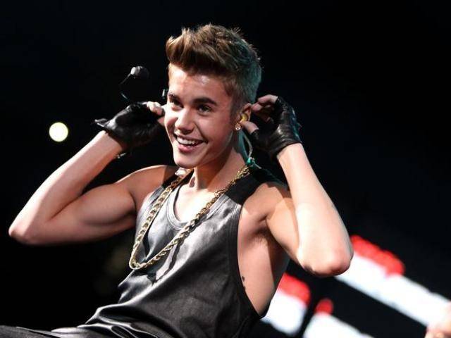 Amigos de Justin Bieber querem que ele procure ajuda em clínica de reabilitação
