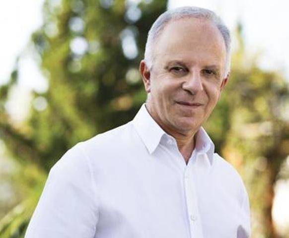 FUNDADOR DO BOTICÁRIO