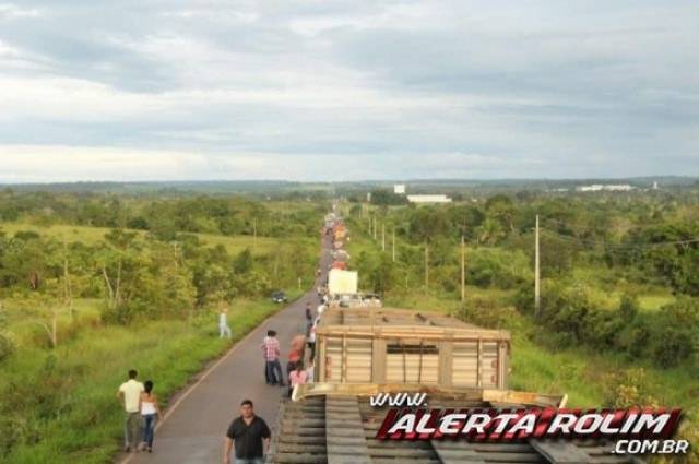 Tio de vilhenense se envolve em acidente: um morto e grávida presa a ferragens