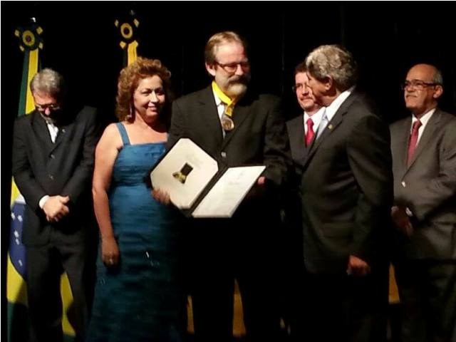 Promotor de justiça vilhenense é homenageado por farmacêuticos em Brasília