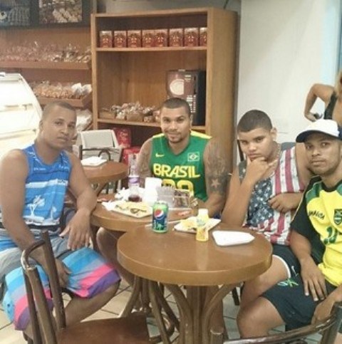 Ex de Naldo diz que filho chorou ao saber de gravidez de Moranguinho
