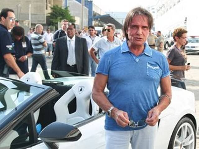 Ex-vegetariano, Roberto Carlos se junta a Tony Ramos em campanha da Friboi