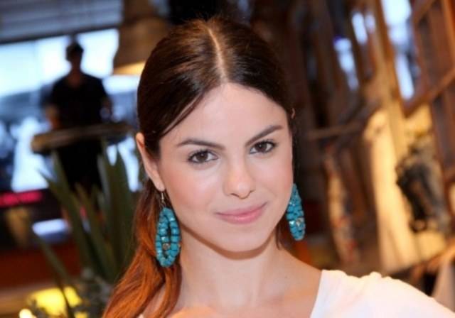 Sthefany Brito fala sobre suposto abandono à avó: “Será que é saudade?”