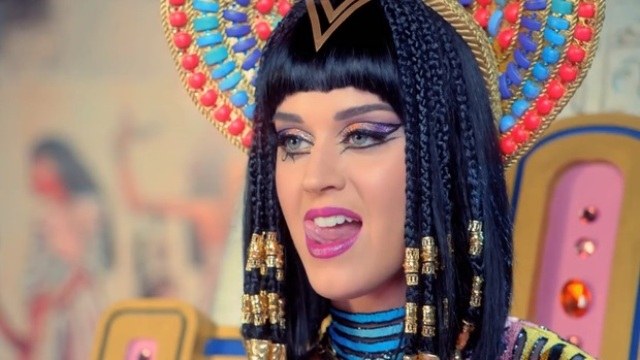 Katy Perry é acusada de blasfêmia em novo clipe, diz site