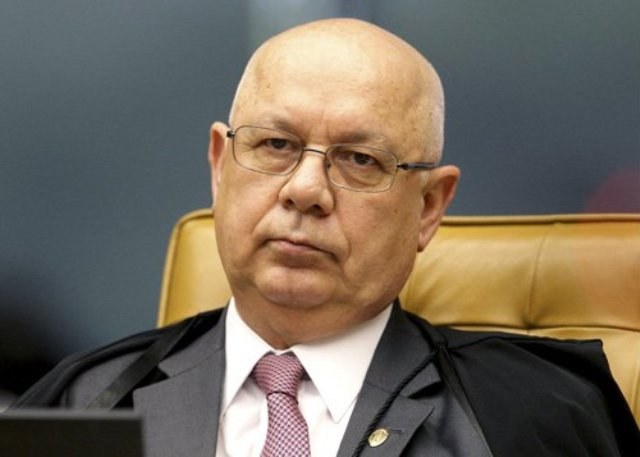 Ministro do STF aceita pedido de revisão criminal feito por Natan Donadon
