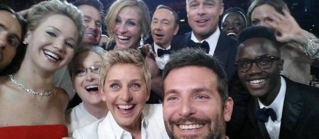 Selfie de Ellen Degeneres no Oscar é a foto mais retuitada da história