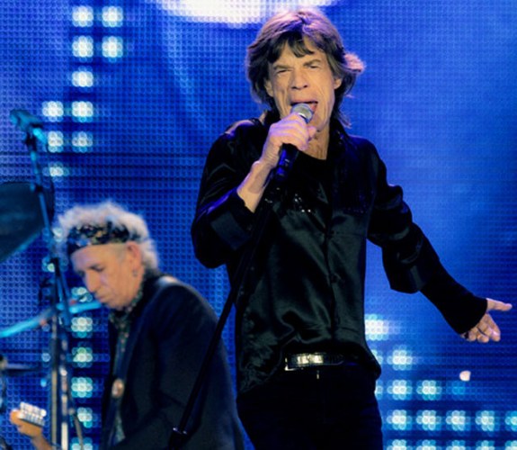 Rolling Stones tocam música inédita durante show em Tóquio