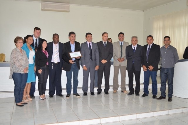 Homenageado em Vilhena, ex-senador discursa na Câmara de Vereadores