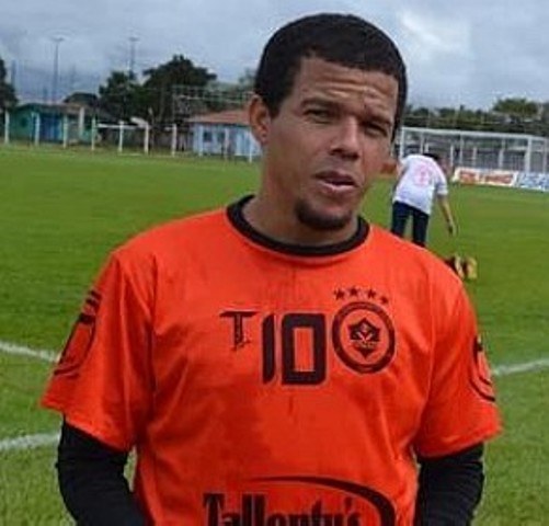 Técnico do Palmeiras pede cuidado com o maior artilheiro da história do VEC