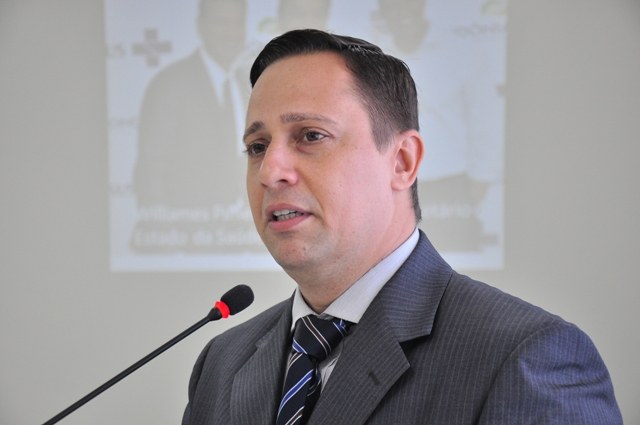 Vereador topa ser candidato a federal, mas primeiro quer unir a família Donadon
