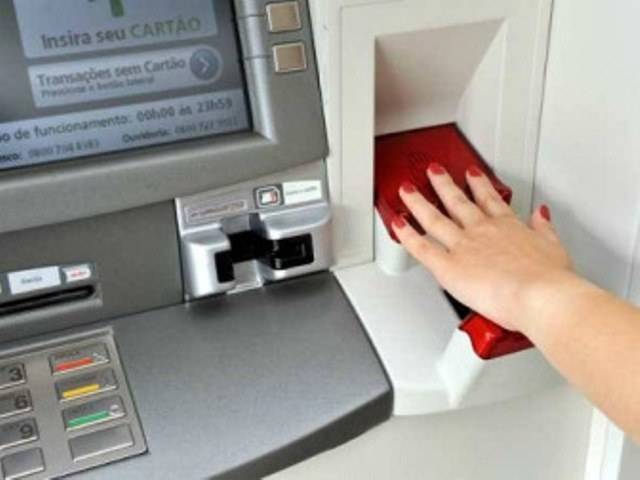 Em Colorado, moça rouba R$ 13 mil da conta da avó de 72 anos que teve derrame