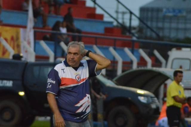 Desfalcado, Vilhena enfrenta o Genus e quer vitória para se aproximar do líder