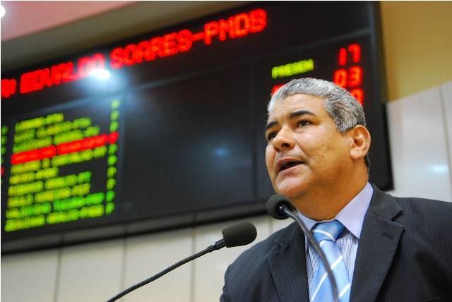 Roberto Gutierrez: uso da pílula azul inocenta deputado da acusação de assédio!