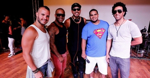 De volta aos Travessos, Rodriguinho diz que pagode não inova desde anos 90